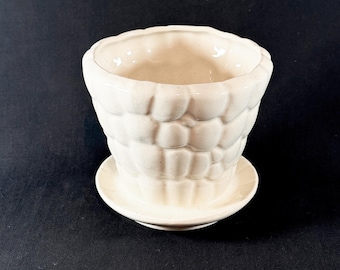 Vintage 1950s Brush McCoy white #303 "Pebble" Planter/Flower Pot with Attached Saucer