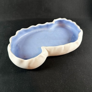 Vintage RARE 1960s Royal Haeger Pottery Scalloped Indoor Low Succulent / Cactus Planter in ivory with periwinkle blue interior