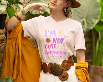 Camiseta "Ya no soy" / Gráfico kawaii, corte cuadrado extragrande