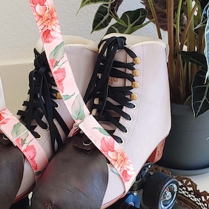 Hibiscus Floral Print Roller Skate Leash with D Rings - Adjustable -  Yoga Mat Strap - Skateboard Sling