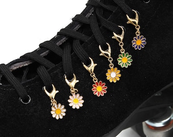 Retro Daisy Skate Charms- Choose Your Color - Shoe Charm, Zipper Pull, Bag Charm