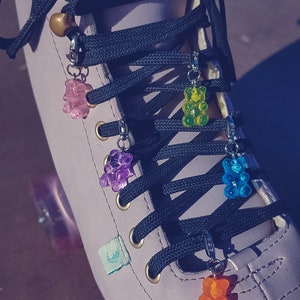 Small Gummy Bear Resin Skate Charm - Available in Multiple Colors - Shoe Charms Zipper Pulls Bag Charm, Stitch Marker
