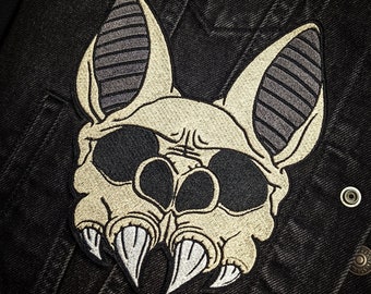 XL Vampire Bat Skull Iron On Embroidered Patch