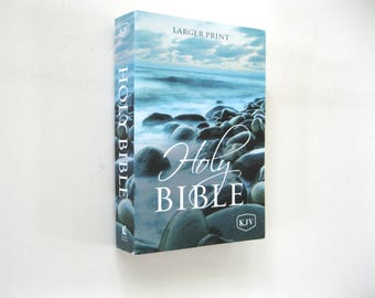The Holy Bible, Large Print Edition, Paperback Book, In Practically New Condition