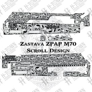 Può includere: Design a scorrimento in bianco e nero per un'arma da fuoco Zastava ZPAP M70. Il design include il testo "Arttaga" e "Zastava ZPAP M70 Scroll Design". L'immagine include anche il testo "H-Town Firearms Konnection & Kustom Services".