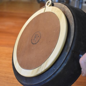 Onderzetter, magnetische houten onderzetter, magnetische pannenlap, Scandinavisch keukengerei, housewarmingcadeau.