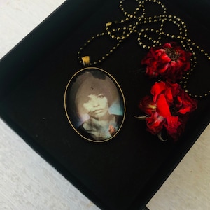 Angela Davis pedant necklace Art