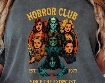 Horror Club Halloween Shirt – Comfort Colors C1717 Tee, Women’s Oversized Spooky T-Shirt, Gothic Horror Graphic Top Hallo0069