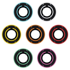 Puede incluir: Siete diseños circulares con base negra y un agujero central. Cada diseño presenta un contorno de color diferente: azul claro, blanco, amarillo, naranja, rojo, verde y rosa. Los diseños tienen una estética futurista e inspirada en la tecnología.