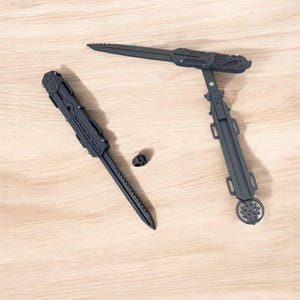 Connor Kenway Hidden Blades – Spin & Gravity Legacy Black Edition