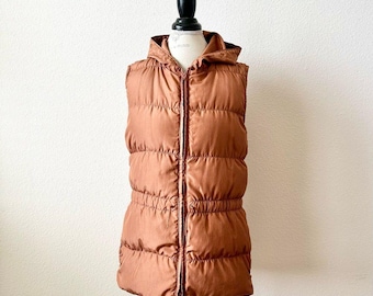 Vintage Eddie Bauer Down Puffer Vest in Rust Brown Size Medium