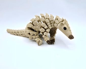 Flexi Pangolin: Juguete antiestrés articulado impreso en 3D