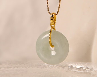 Echte burmesische weiße Jade Donut Anhänger Halskette, Minimalist Gold Ketten Schmuck