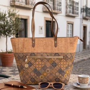 Vegan Cork Shopper Bag Azélia | Portuguese Azulejo Pattern | Large Cork Tote Bag | CORJAYA