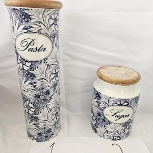 Bloomsbury vintage Pasta jar by William Norris made in Dunoon Scotland