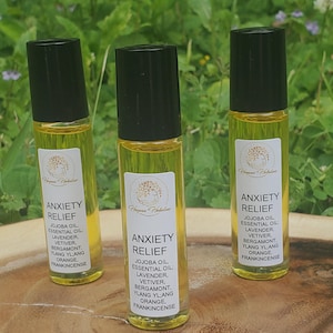 Calming Essential Oil Roller – Relaxation Blend with Lavender, Vetiver, Bergamot & Jojoba | Natural Aromatherapy Gift