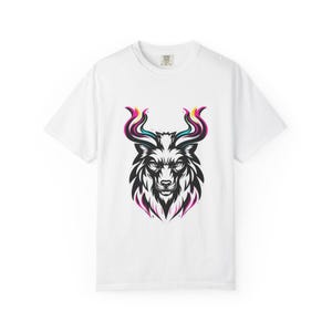 Colorful Graphic Tee with Animal Design, Unisex Garment-Dyed T-Shirt, Casual Wear, Gift for Animal Lovers, Summer Fashion
