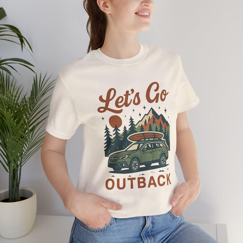 Camiseta Lets Go Outback - Camiseta retro de aventura para hombres y mujeres amantes de la naturaleza - Camiseta de senderismo Subaru Outback - Regalo ideal para viajes de camping y carretera imagen 16