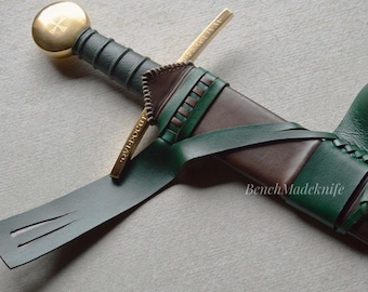 Handgefertigtes Wikingerschwert mit Gravur auf der Parierstange