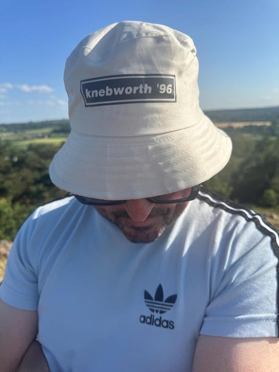 Oasis Bucket Hat, Knebworth'96, (unisex Sizes) - Etsy UK