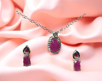 Conjunto de collar y pendientes de rubí natural: Joyería de plata de ley con la piedra natal de julio