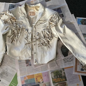 Western Cowgirl White Leather Fringe Jacket – Women Fringe Jacket _ White Leather Jacket - Fringed Jacket - Cowboy Jacket - Gift for Her