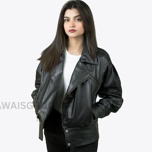 Women&#39;s 90s Oversized Black Leather Bomber Jacket | Handmade Vintage Style Black Bomber Jacket for Women | Best Gift for Her