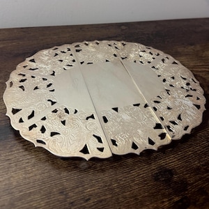 Vintage Leonard Silverplate Expandable Trivet – Ornate Filigree Hot Plate Stand, Mid-Century Hong Kong