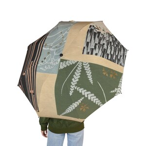 Stylish Foldable Umbrella with Japanese Design