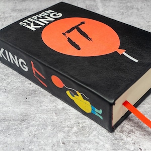 Stephen King’s IT – Hand-Bound Leather Edition with Color Cover Art