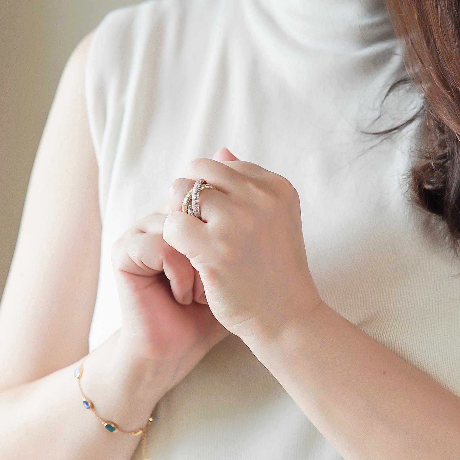 トリニティ エタニティ リング (R18H241124-W) - Etsy 日本