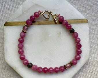 Pulsera de jade fresa de la colección Glinda de Wicked Inspired