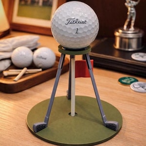 Golf Ball Display Stand with Mini Pin Flag – 3D Printed Golf Trophy Holder for Hole-In-One & Collectible Balls