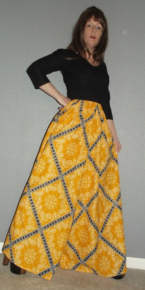 SM Vtg 60s Mustard Gold Black White Floral Plaid … - image 3