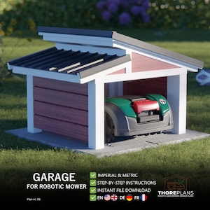 Può includere: Una tazza di ceramica bianca con manico nero e la scritta "But First, Coffee" in nero, con un carattere a mano. La tazza è su una superficie bianca.