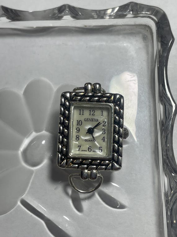 Vintage Geneva Quartz Watch Charm - Etsy Israel display picture 3