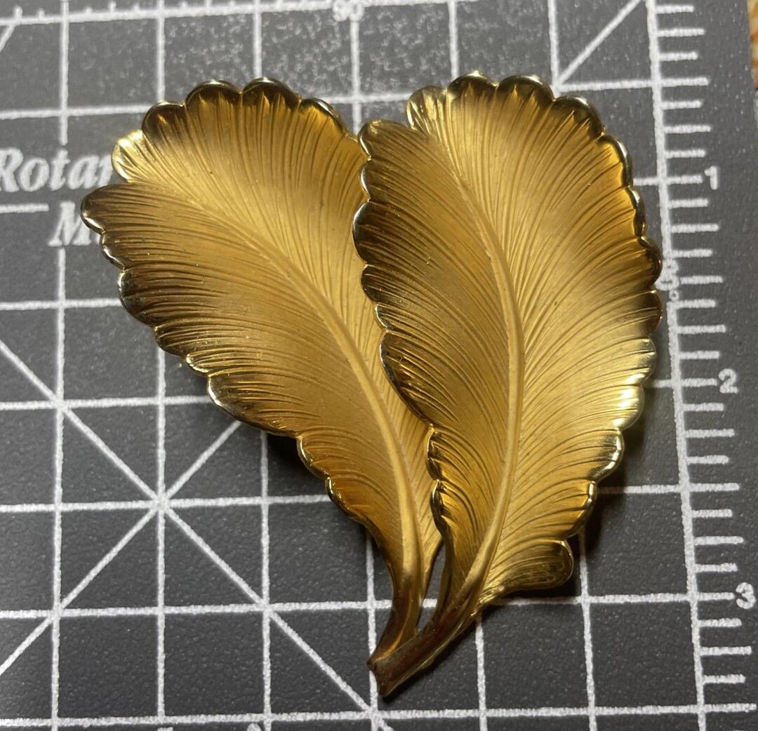 Vintage Large Brushed Gold Colored Metal Leaf Brooch - Etsy