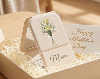 Flower Compact Mirror for mom, Custom Name Pocket Mirror, Personalized Bridesmaid Gift for Her, Travel Makeup Mirror