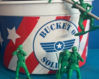 Toy Story replika żołnierzy z wiaderkiem żołnierzy