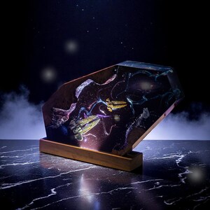Astronaut Space Diorama Resin Lamp, Galaxy Epoxy Art with LED, Unique Gift for Sci-Fi Fans, Astronaut Lover Gift, Resin Art