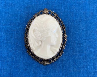 Vintage Lenox Cameo Pendant/Brooch - porcelain, sterling silver, vermeil