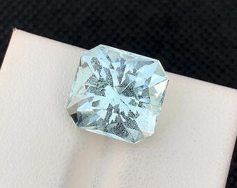 7.80 carat Aquamarine Fancy cut Gemstone –   Light Blue Stone