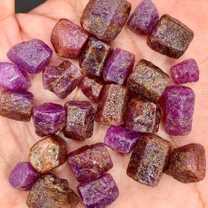 Natural Corundum Rough Stone 266.50 Carat | Raw Mineral Specimen, Collectible Gemstone”
