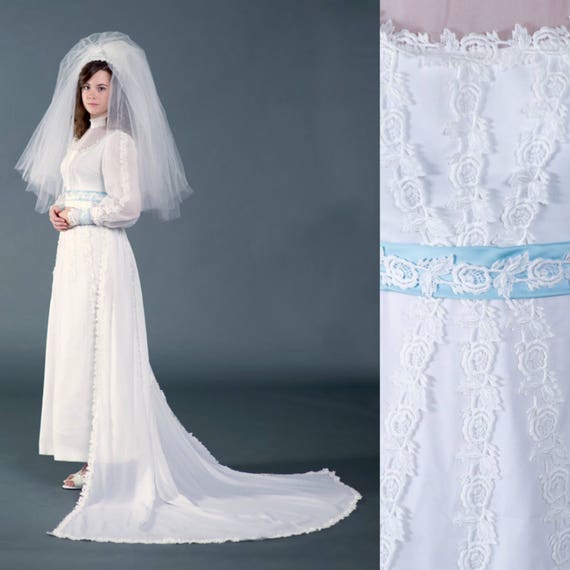 Vtg 1950s wedding dress, bridal gown with blue tr… - image 1