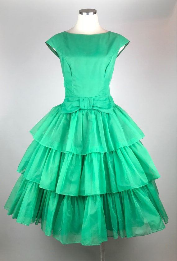 Vintage 1950s kelly green organza tiered party dre