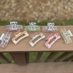 Vierkante klauwclip zomerfruit | Schattige haarspeld met aardbei, kers en perzik | Kleurrijke klauw voor meisjes en vrouwen | Leuk zomerhaaraccessoire