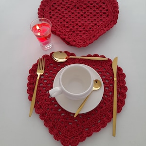 Handmade Heart-Shaped Placemat – Red Crochet Table Mat, Romantic Table Decor