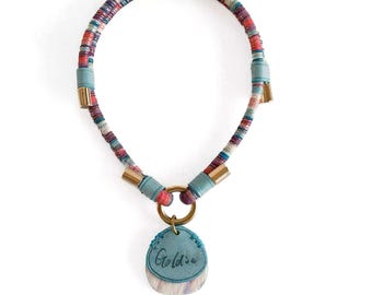 Collar de cuero personalizado para mascotas con etiqueta de identificación grabada