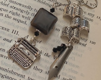 Vintage fountain pen & book charm earrings, fountain pen nibs, pen nib earrings, pen nib jewelry, vintage pen nibs, dark academia, book gift