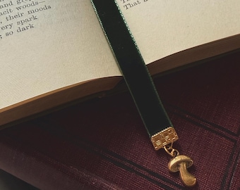 Hunter Green 3/8” Velvet Ribbon Bookmark with Tiny Mushroom and Flower Charms- Cottage Core Reading Accessory, Literature Gift